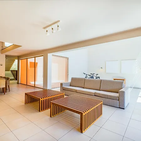 Villa Thera
